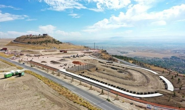 Kayseri Kocasinan Erkilet Millet Bahçesi çalışmaları tam gaz