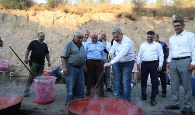 Kayseri Melikgazi'de salça kaynatma günleri