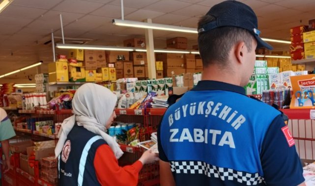Kocaeli Zabıtası market denetimlerini sürdürüyor