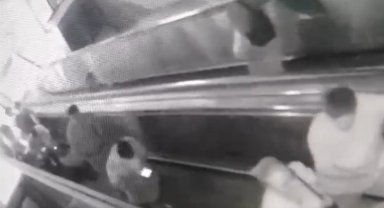 Kocaeli'de yürüyen merdivenlerde sorumsuz hareket