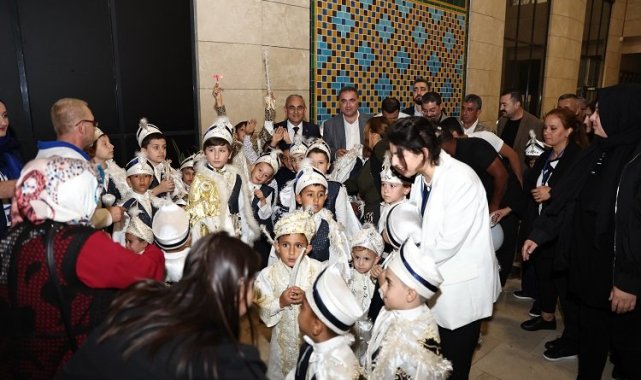 Kütahya Belediyesi'nden sünnet şöleni