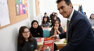 Lise öğrencilerine yardımcı kitaplar Bursa Osmangazi'den