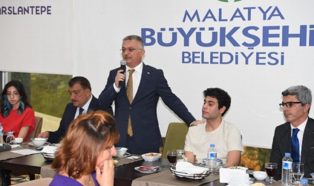 Malatya'da ilk 1000'e giren öğrencilerle buluşuldu