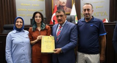 Malatyalı başarılı öğrencilere 'büyük' tebrik