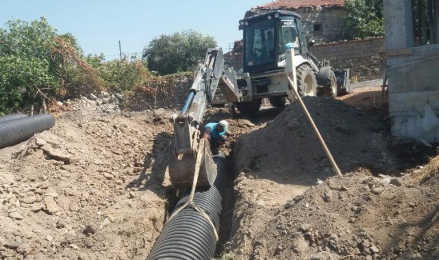 Manisa Akhisar'da yağmursuyu hattı çalışmaları