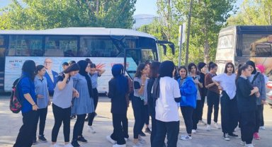 Manisa Belediyesi öğrencileri kitapla buluşturdu