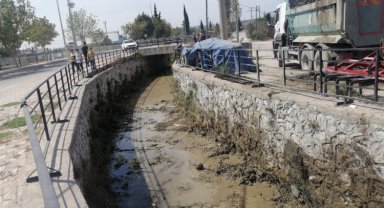 Manisa Soma'da dere temizliği