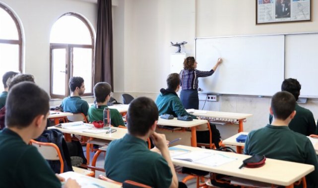 Ortaöğretim'de değişiklik 'Resmi'leşti...