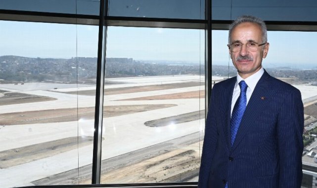 Sabiha Gökçen'de 2. pistte test uçuşları sürüyor