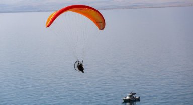 Van'da Yamaç Paraşütü Şampiyonası heyecanı