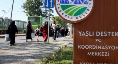 Yaşlılar Sakarya YADEM'le kısa tatile çıktı