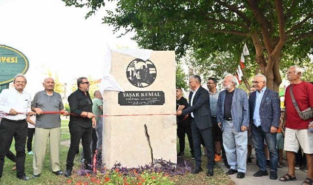 100'üncü yılında Yaşar Kemal, Muratpaşa'da anıldı