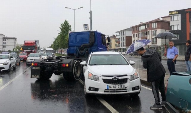 Düzce'de maddi hasarlı kaza