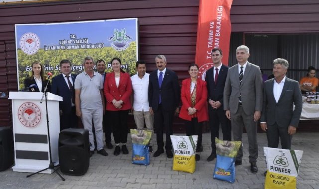 Edirne'de 287 üreticiye kanola tohumu dağıtıldı