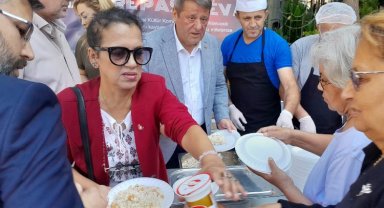 Ganire Paşayeva Manisa'da anıldı