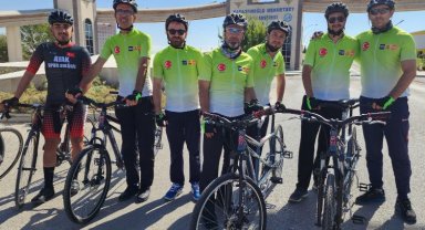 Görme engelliler farkındalıkiçin 100 kilometre pedalladı