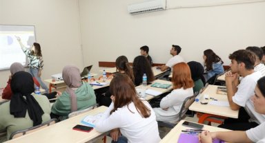 Hatay yerinde eğitim öğretime yeniden başladı