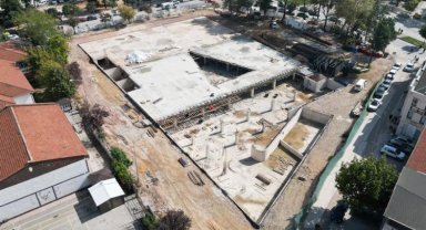 İnegöl'ün merkezi 390 araçlık otoparkla nefes alacak