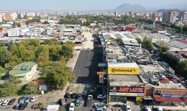 Kayseri Kocasinan Celalettin Caddesi'ni yeniledi