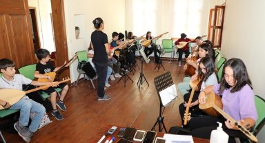 Kayseri Talas Belediyesi'nden bağlama kursu
