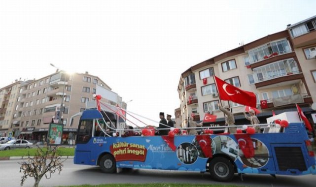 Kültür Sanat Otobüsü İnegöl'de Cumhuriyet turunda