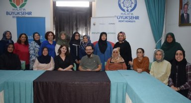 Malatya Kent Konseyi'nden girişimci kadınlara 'dijital pazarlama' eğitimi