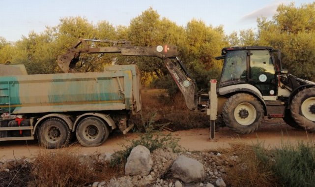 Manisa Saruhanlı da taşkınlara karşı temizlik