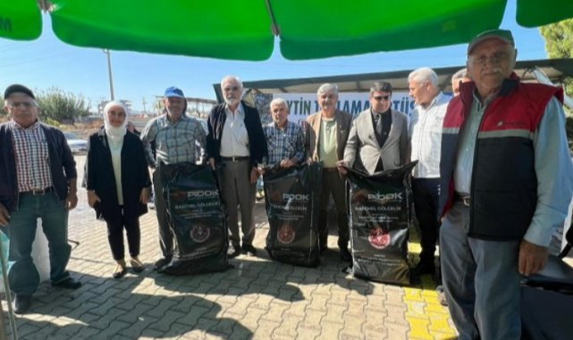 Manisa'da Turgutlu ve Ahmetlili zeytin üreticilerine destek