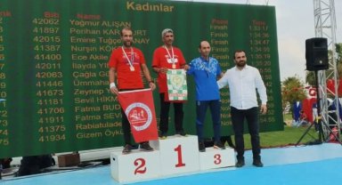Manisalı atlet Ahmet Bayram yaş kategorisinde zirvede