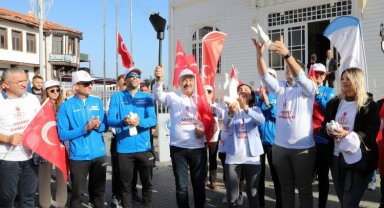 Mudanya'dan Ankara'ya 8 günlük meşaleli yürüyüş başladı