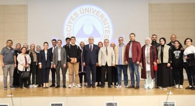 Prof. Dr. İsmail Hakkı Aydın, ERÜ öğrencileriyle buluştu