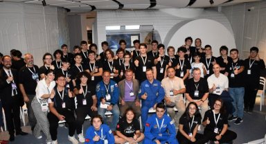 Şahinkayalı öğrenciler astronot ve kozmonotlar ile buluştu