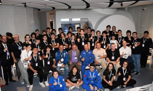 Şahinkayalı öğrenciler astronot ve kozmonotlar ile buluştu