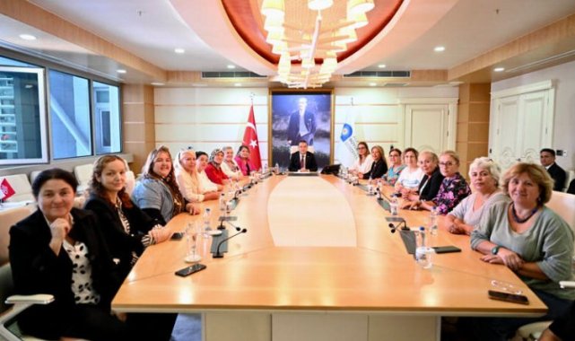 Antalya'nın kadın muhtar ve adayları eğitimde buluştu