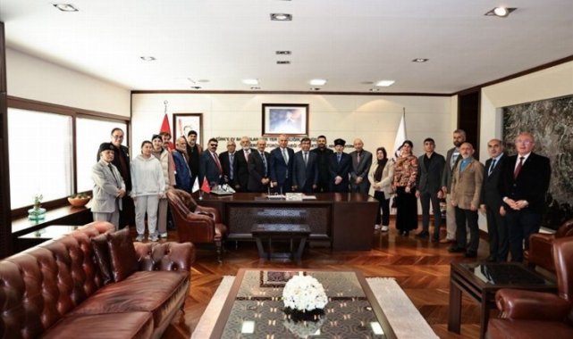 Aşıklardan Denizli Büyükşehir'e ziyaret