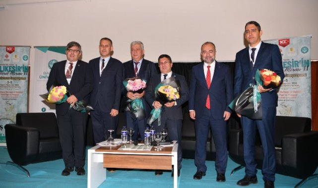 Balıkesir'in Kültürel Mirası Uluslararası Sempozyumu başladı