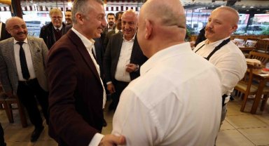 Başkan Büyükakın: Gönüllere dokunuyoruz