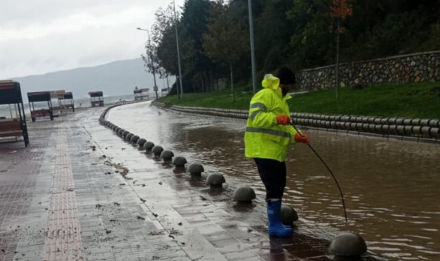 BUSKİ ekipleri sahil bölgelerinde teyakkuzda
