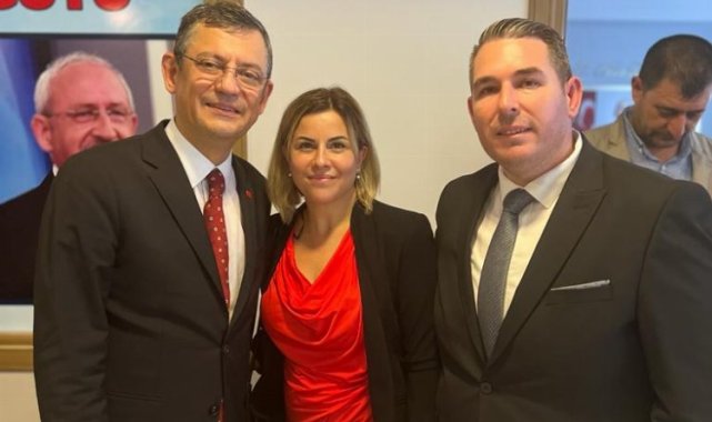 CHP Genel Başkanı Özel'e Menderes'ten sürpriz ziyaretçi