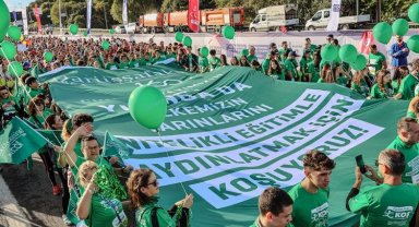 Darüşşafaka koşucuları eğitim için kıtaları aştı