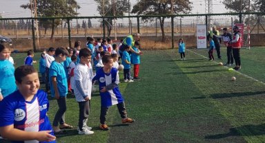 Depremzede çocuklara 'hentbol' morali