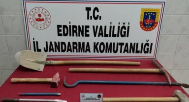 Enez'de kaçak kazıya 2 gözaltı