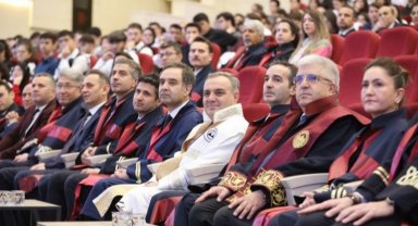 ERÜ'de tıp öğrencilerinin beyaz önlük heyecanı