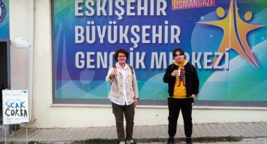 Eskişehir Büyükşehir gençlerin yanında