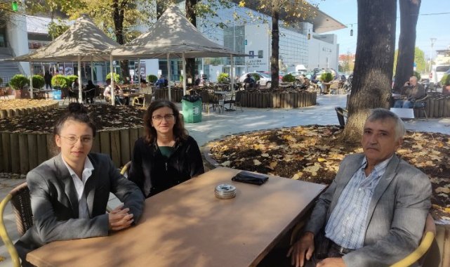 Hayallerinin peşinden gidip 3 kitaba hayat verdi