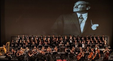 İstanbul Devlet Opera ve Balesi'nden Ata'ya özel gösteri
