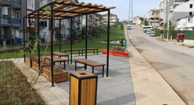 İzmit Katip Çelebi Sokak'a yeni oturma alanı
