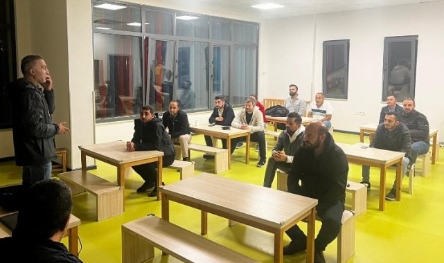 İzmit'te babalar bilgileniyor
