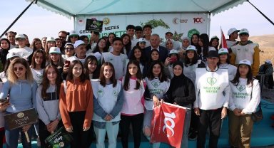 Kayseri protokolü fidan dikiminde buluştu