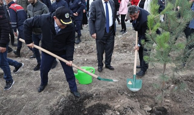 Kütahya Belediyesi'nden Milli Ağaçlandırma Günü'ne destek